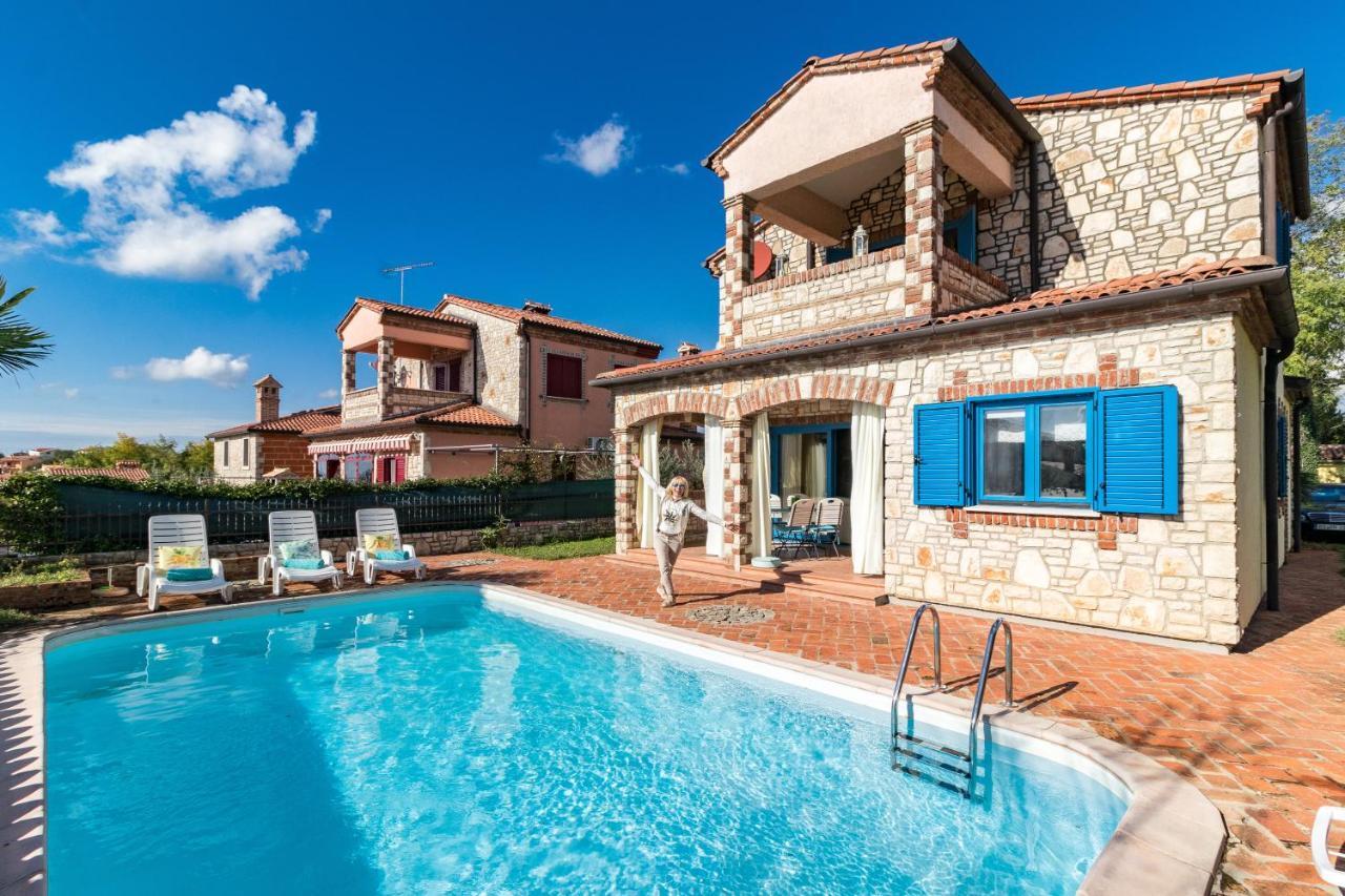 Villa-Johanna Kaštelir Buitenkant foto